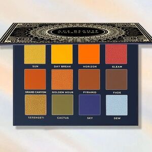 Ace BEAUTE Vintage Dawn Eyeshadow Palette NWT